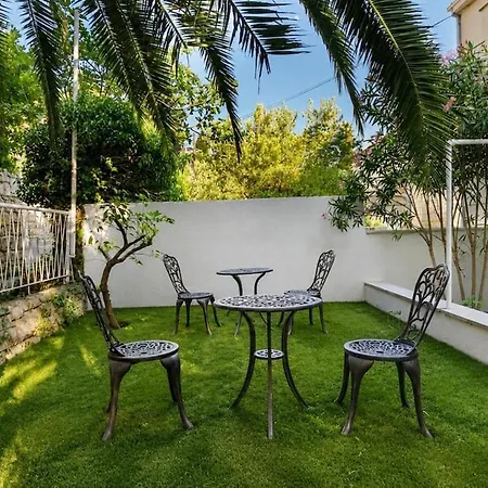 Apartman Zalazak *
